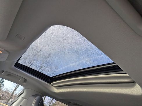 Used 2022 Toyota Highlander Limited image 22