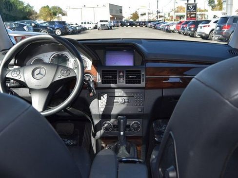 Used 2011 Mercedes-Benz GLK 350 4MATIC image 22