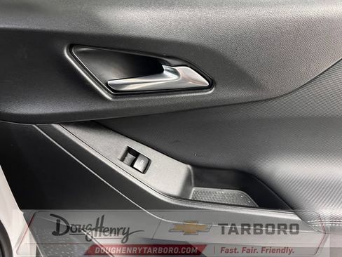Used 2025 Chevrolet Equinox LT FWD image 34