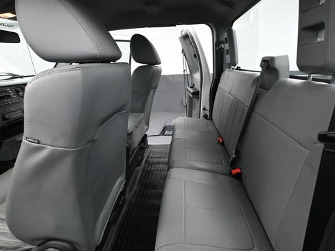 Used 2016 Ford F250 XL w/ Power Equipment Group image 36