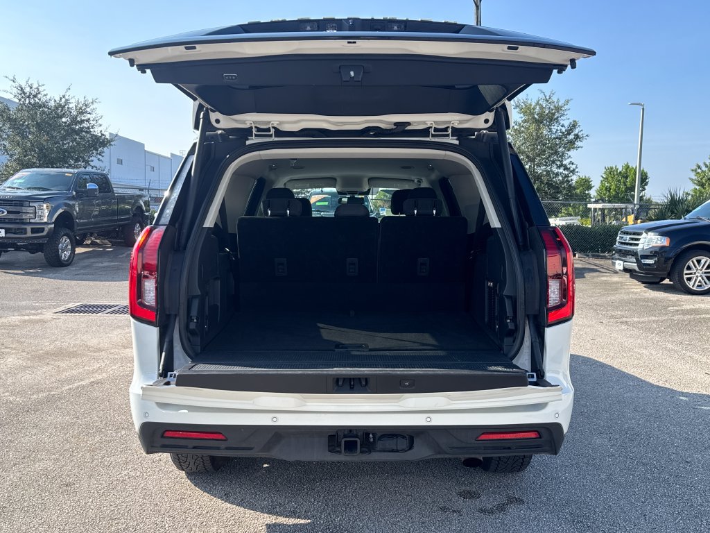 Used 2025 Ford Expedition Max Active RWD image 29