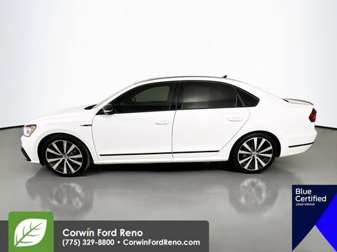 Used 2018 Volkswagen Passat 3.6 image 4