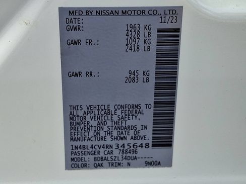 Used 2024 Nissan Altima 2.5 SR FWD image 26