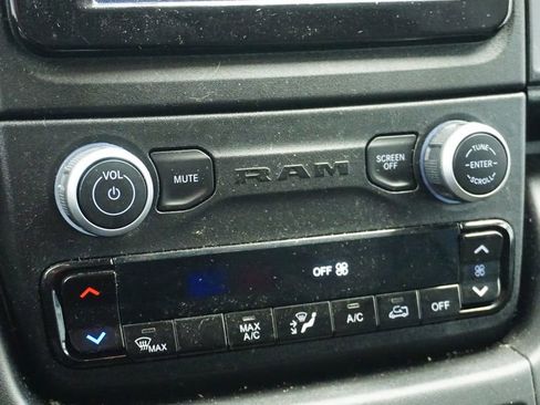 Used 2023 RAM ProMaster 2500 image 24