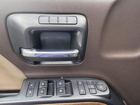 Used 2016 Chevrolet Silverado 2500 LTZ w/ Snow Plow Prep Package AWD/4WD image 15