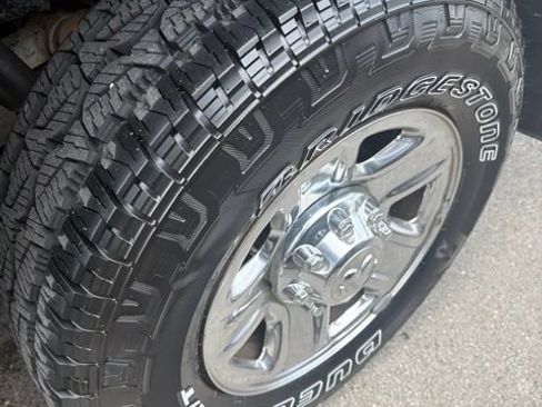 Used 2016 RAM 2500 Tradesman w/ Chrome Appearance Group AWD/4WD image 4