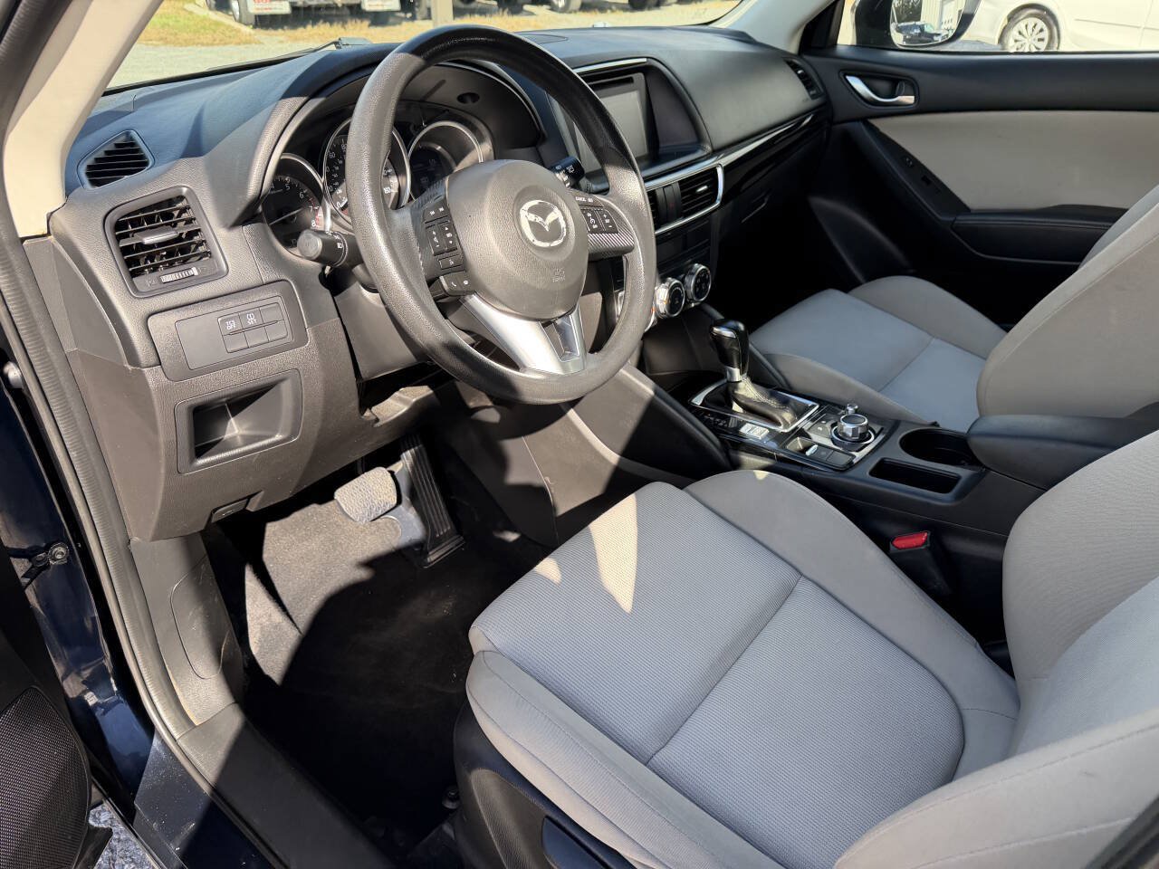 Used 2016 MAZDA CX-5 Sport w/ Rear Camera Package FWD image 9