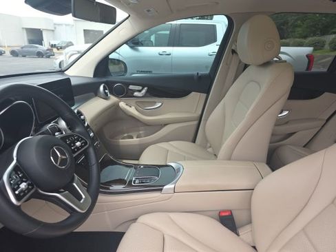 Used 2022 Mercedes-Benz GLC 300 image 12