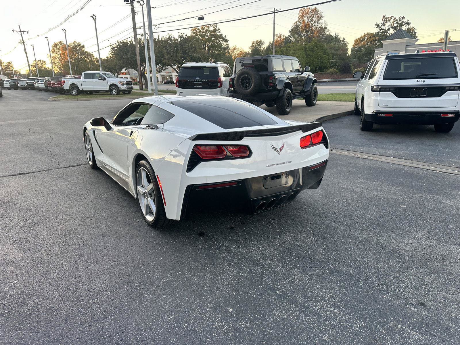 Used 2014 Chevrolet Corvette Stingray Coupe RWD image 11