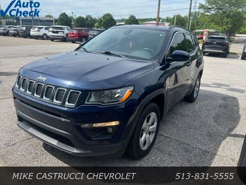 Used 2018 Jeep Compass Latitude w/ Popular Equipment Group AWD/4WD image 1