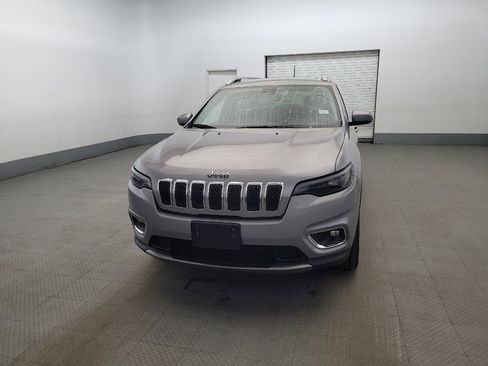 Used 2019 Jeep Cherokee Limited AWD/4WD image 15