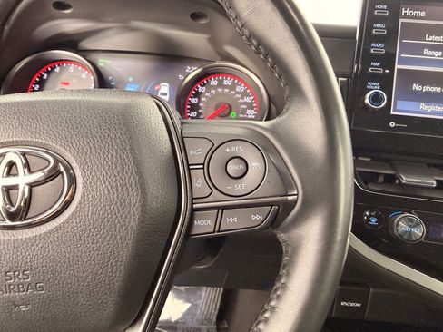 Used 2023 Toyota Camry XSE FWD image 23
