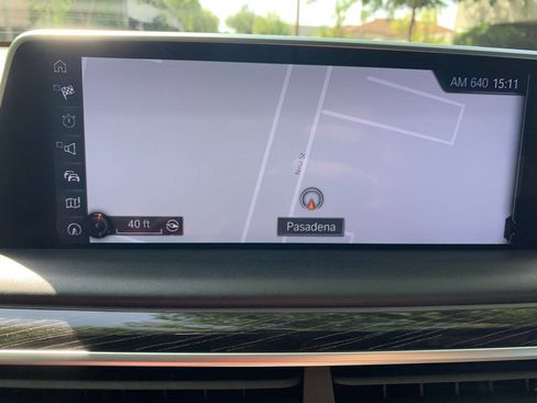 Used 2016 BMW 750i xDrive image 32