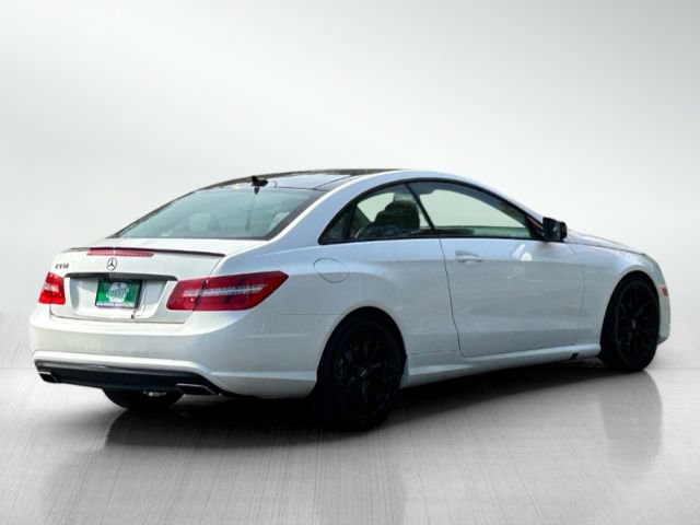 Used 2011 Mercedes-Benz E 550 Coupe image 4