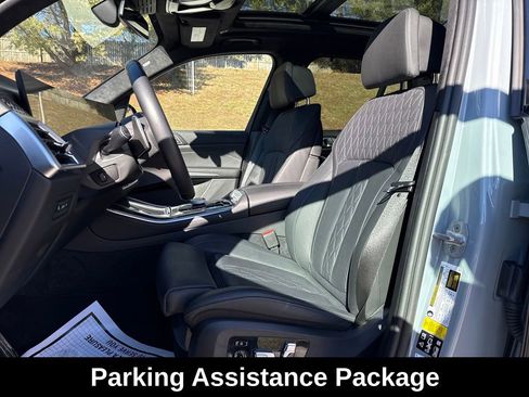 Used 2024 BMW X5 M60i image 12