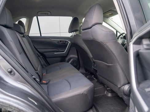 Used 2025 Toyota RAV4 LE image 21