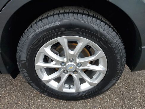 Used 2019 Chevrolet Equinox LS FWD image 29