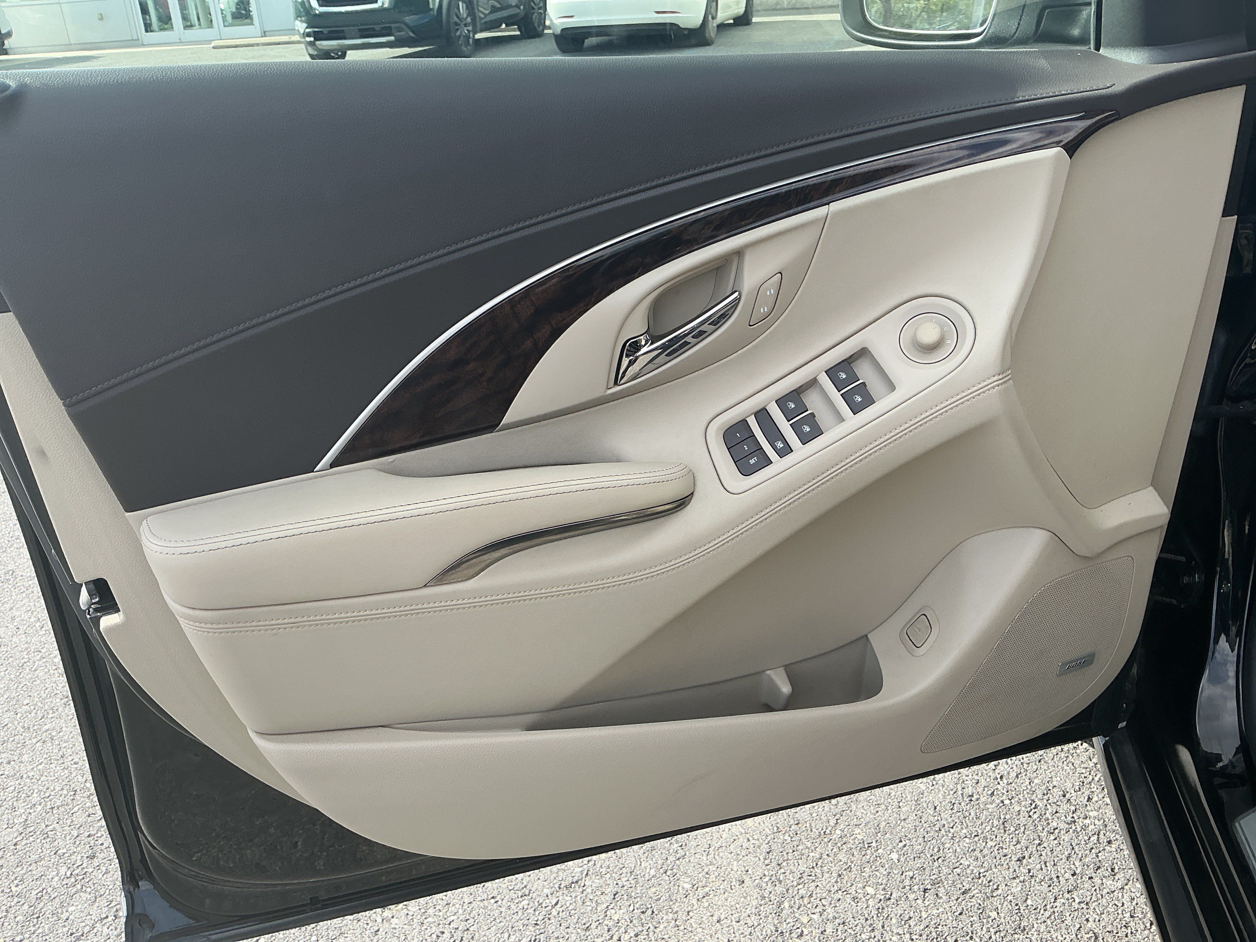 Used 2016 Buick LaCrosse Premium AWD/4WD image 18