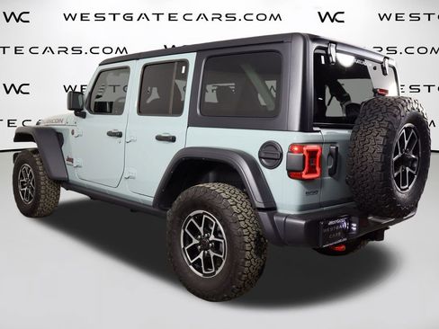 Used 2024 Jeep Wrangler Unlimited Rubicon image 46