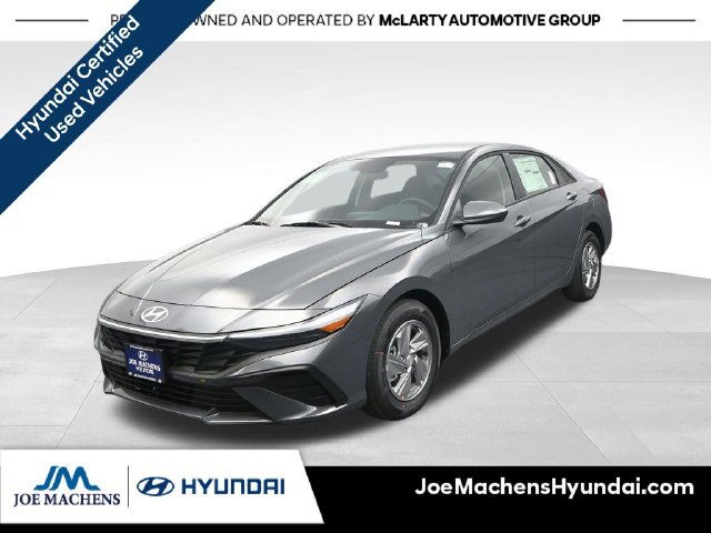 Used 2026 Hyundai Elantra SE FWD image 5