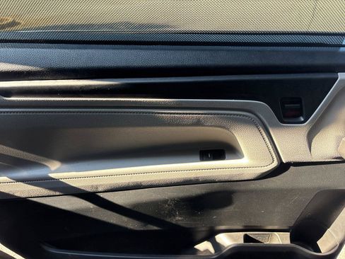 Used 2022 Honda Odyssey Elite image 31