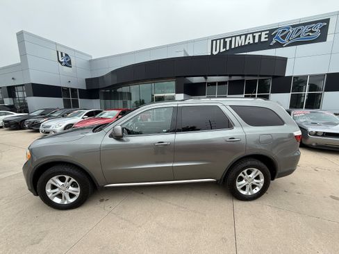 Used 2012 Dodge Durango SXT AWD/4WD image 4