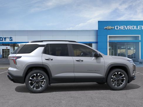New 2026 Chevrolet Equinox RS w/ Convenience Package III FWD image 6