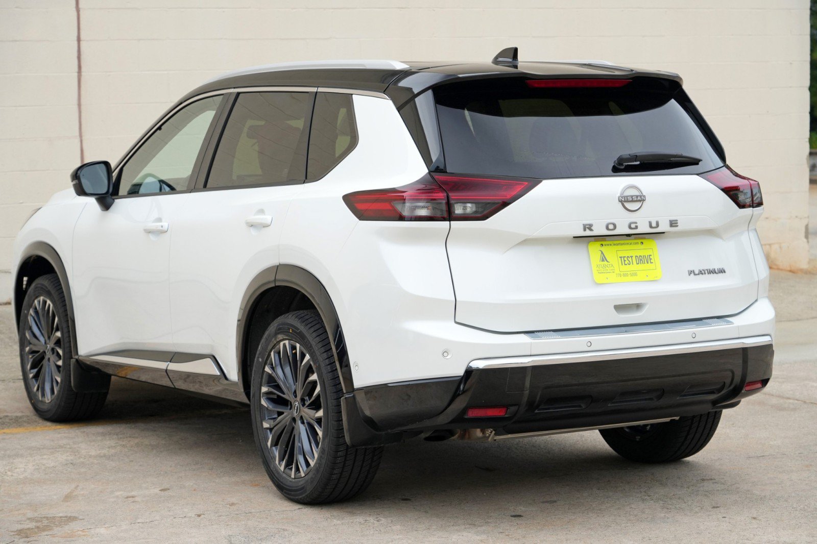 Used 2024 Nissan Rogue Platinum w/ Platinum Premium Package FWD image 48