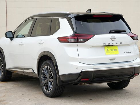 Used 2024 Nissan Rogue Platinum w/ Platinum Premium Package FWD image 48