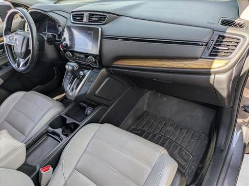 Used 2018 Honda CR-V Touring image 17