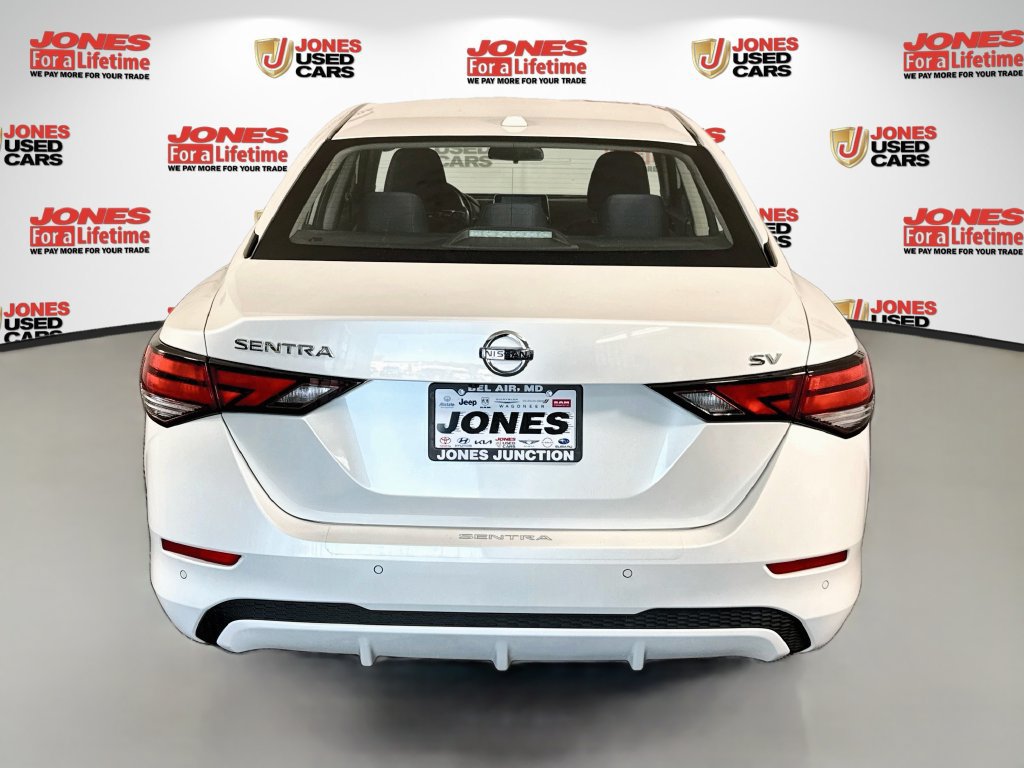 Used 2022 Nissan Sentra SV FWD image 13