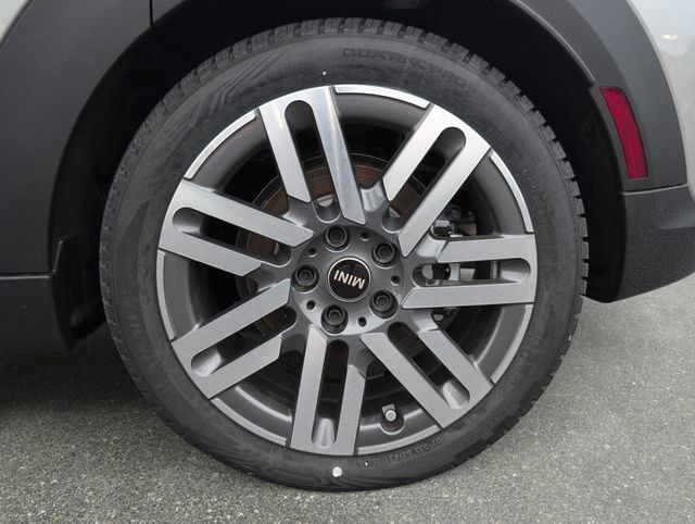 New 2026 MINI Cooper 4-Door Hardtop FWD image 27