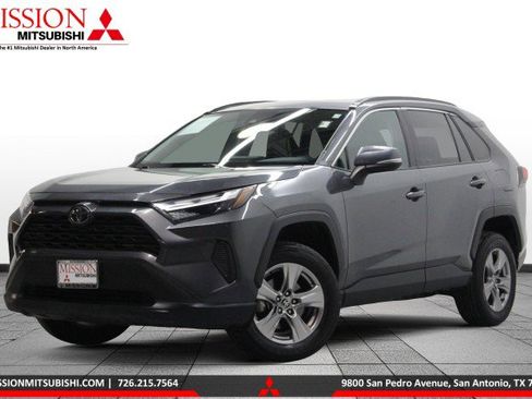 Used 2024 Toyota RAV4 XLE image 1
