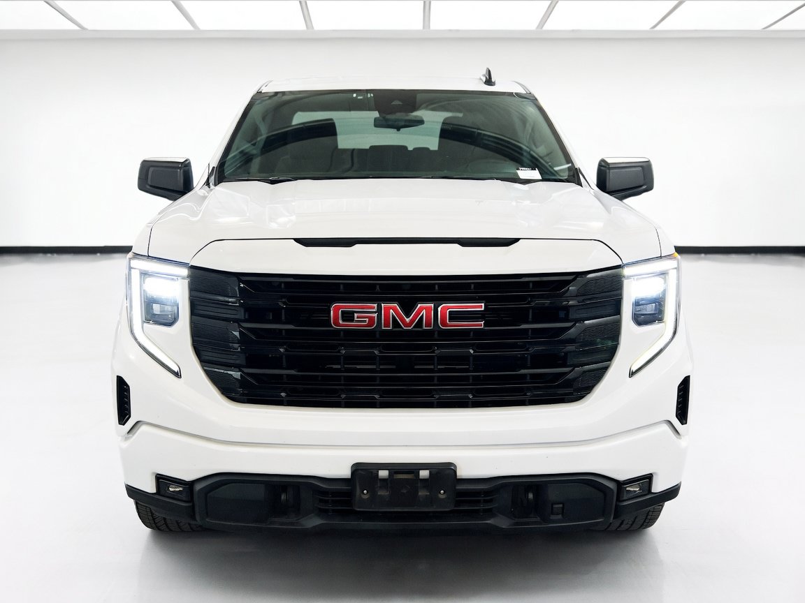 Used 2023 GMC Sierra 1500 Elevation AWD/4WD image 2
