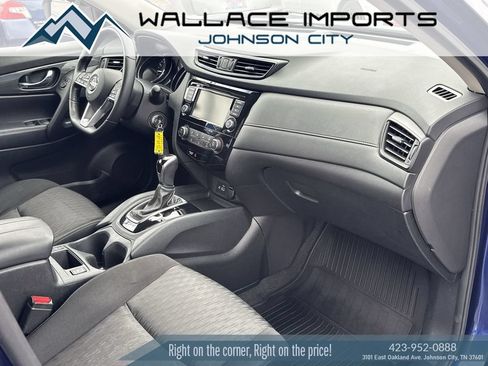 Used 2020 Nissan Rogue S w/ Special Edition Package FWD image 34