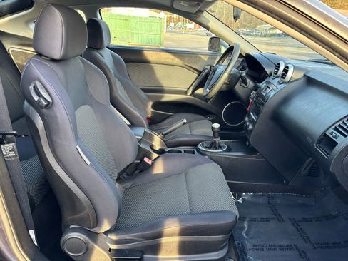 Used 2006 Hyundai Tiburon GS image 16