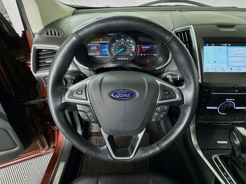 Used 2016 Ford Edge Titanium w/ Equipment Group 301A AWD/4WD image 13