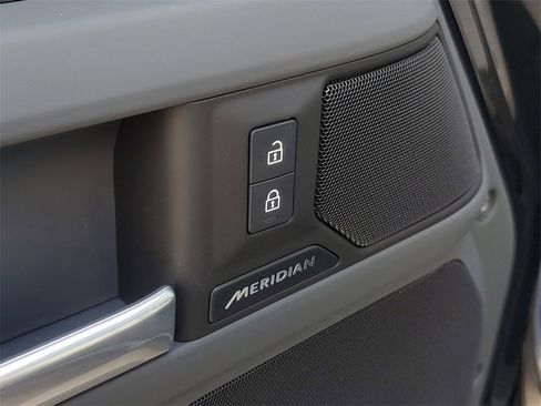 New 2025 Land Rover Defender 110 S image 13