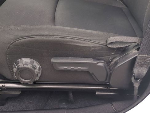 Used 2022 Jeep Wrangler Unlimited Sport w/ Xtreme Recon 35" Tire Package image 24