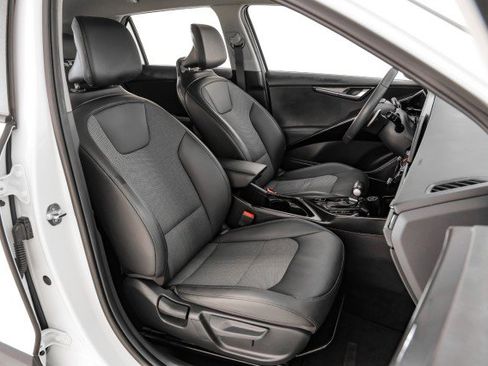 Used 2024 Kia Niro EX FWD image 33