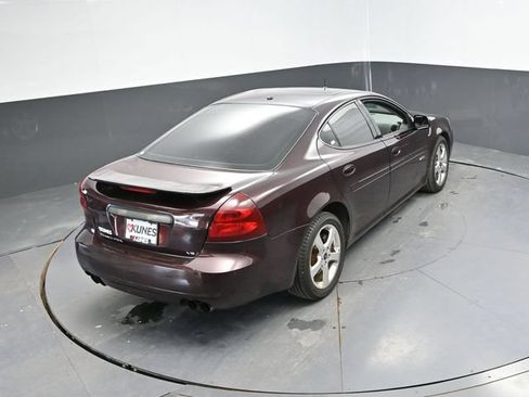 Used 2005 Pontiac Grand Prix GXP w/ Premium Audio Package FWD image 28