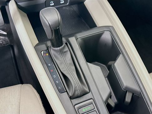 Certified 2025 Honda Accord SE image 18