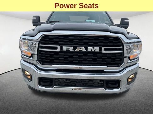 Used 2024 RAM 2500 Big Horn w/ Bed Utility Group image 4