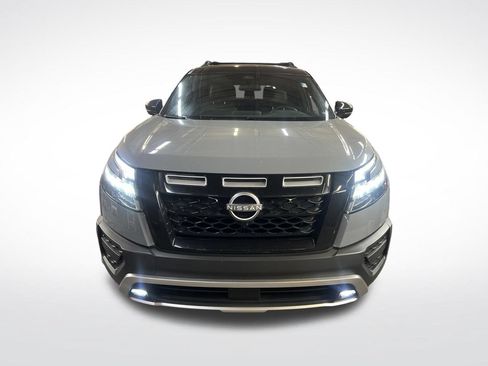 Used 2025 Nissan Pathfinder Rock Creek AWD/4WD image 8