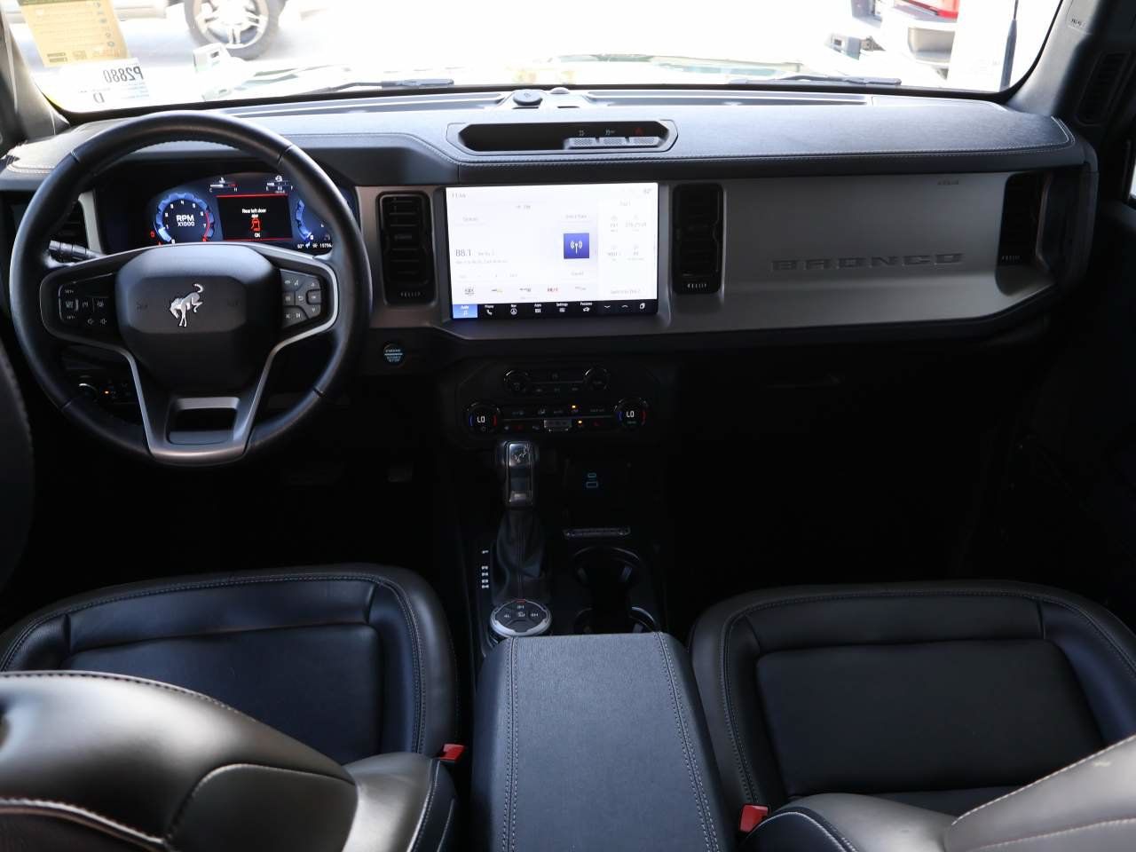 Used 2025 Ford Bronco Outer Banks AWD/4WD image 11