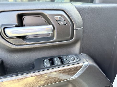 Used 2022 Chevrolet Silverado 2500 LT w/ LPO, Dark Essentials Package RWD image 27