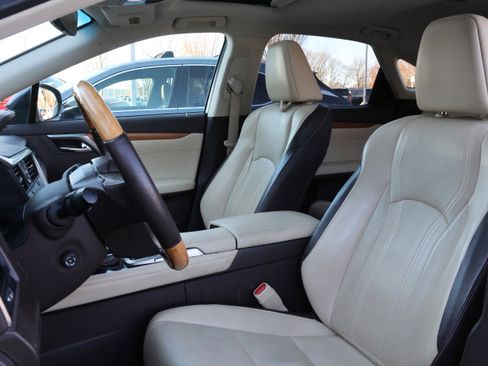 Used 2016 Lexus RX 350 FWD image 34