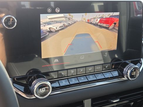 New 2025 GMC Canyon Elevation w/ Convenience Package image 12