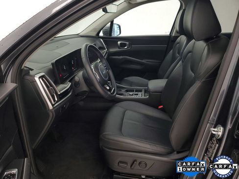 Used 2024 Kia Sorento S w/ Panoramic Sunroof Package FWD image 12
