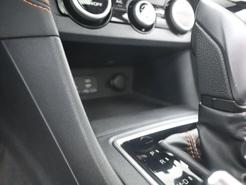 Used 2022 Subaru Crosstrek 2.5i Limited w/ Moonroof Package 2 image 14